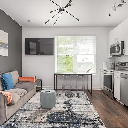 Villa Luxury 1B1B With Balcony Downtown 542Blvd